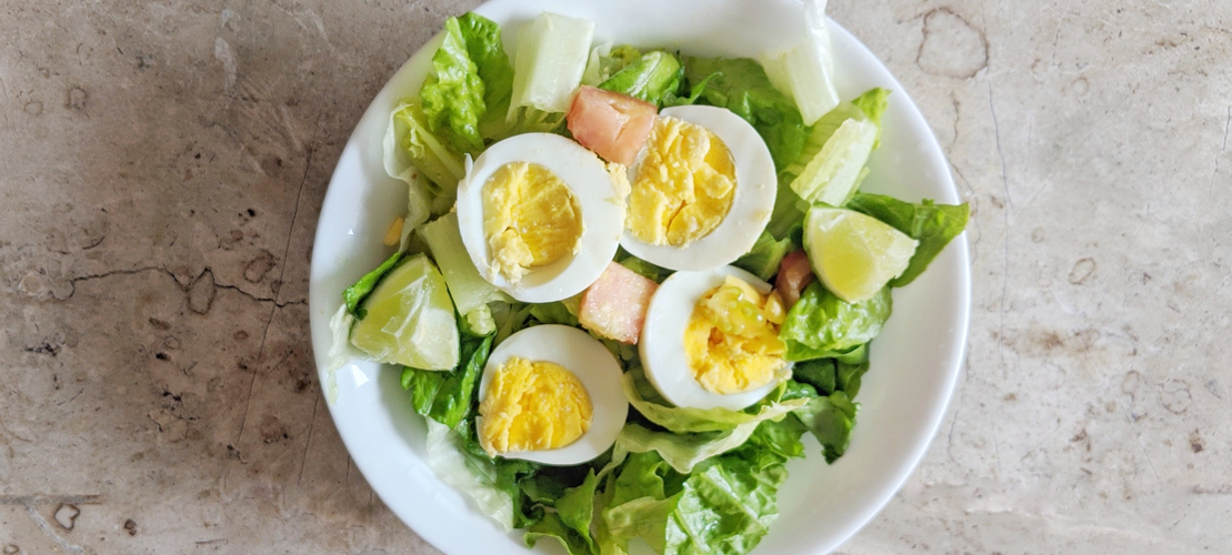 Ensalada-Huevo-Saludable-Aminoácidos
